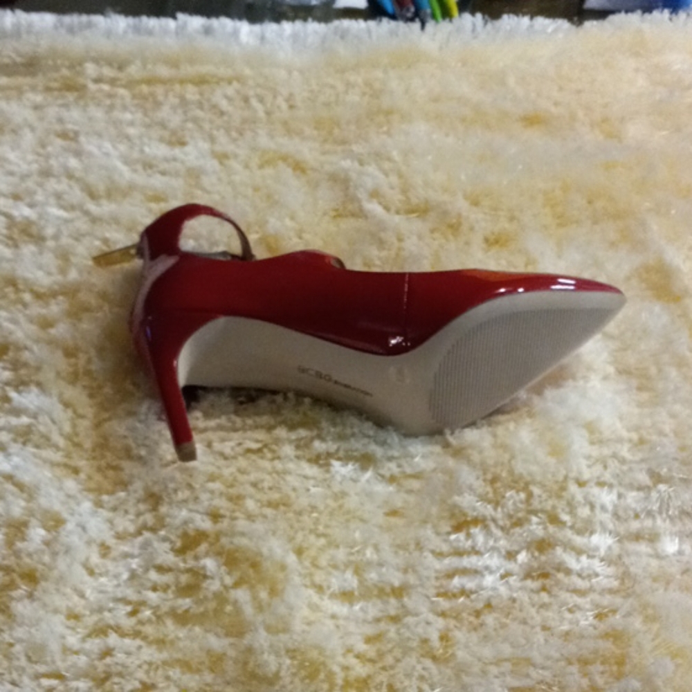 Shoes - Picture 2 of 2